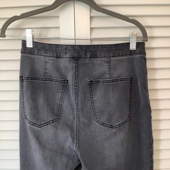 Free People 'We the Free' Just Float On black flare jeans 29 stretch - Picture 6 of 9